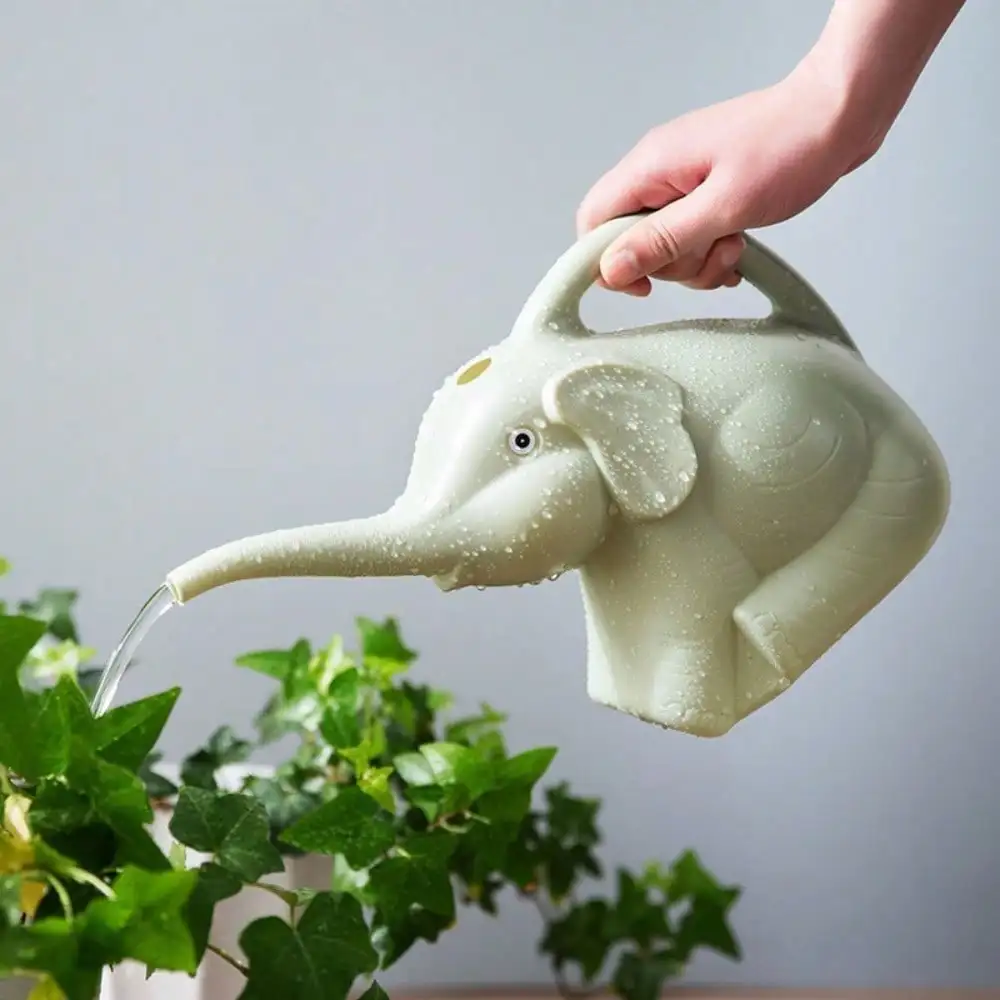 1pcs Elephant Design Creative Green Plastic Spray Bottle Adjustable Long Spout for Potted Plants Watering Tool Gardening Bottle pressure spray bottle