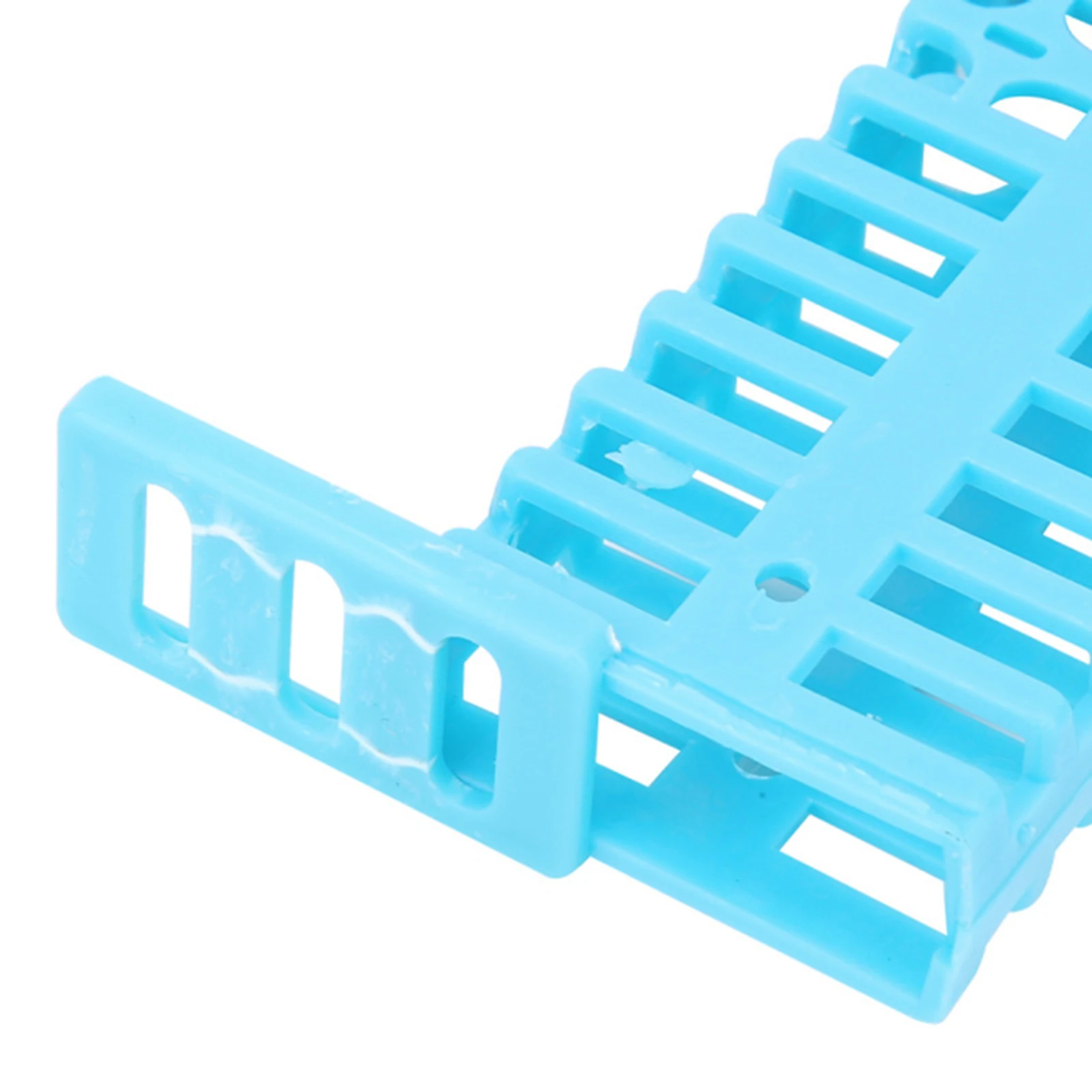 10 Pieces Queen Bee Cages Cross Shape Sturdy Wear Resistant High Performance Easy to Use Beekeeping Tools for Yard Professional