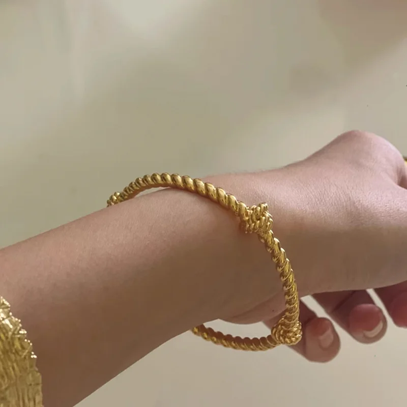 Vintage Fried Dough Twists Knot Open Bracele for Women Luxury Design Exquisite Fashion Accessories Jewelry Gift