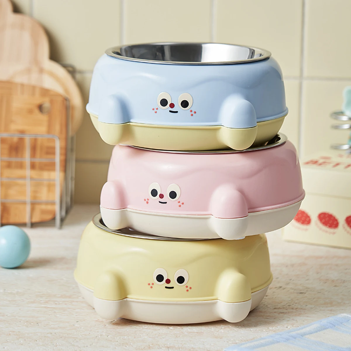 Cute pet bowl - Stainless steel inner bowl. Easy to clean. Equipped with a cute big eye design. Suitable for dogs and cats. Cute pet bowl - Stainless steel inner bowl. Easy to clean. Equipped with a cute big eye design. Suitable for dogs and cats.