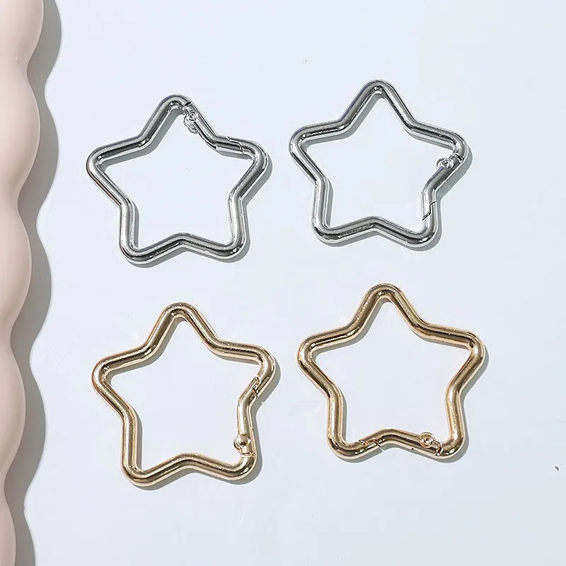 5 Stück sternförmige Feder-Schlüsselanhänger mit Haken und Verschlussclips für DIY-Schlüsselanhänger, Schmuckherstellung, Zubehör und Bastelbedarf – Detail 1