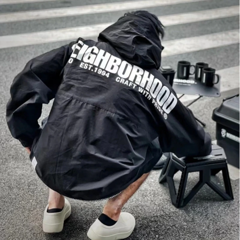 이웃집 나일론 남성용 후드 재킷, 일본 가을 야외 기능성 문자 인쇄, NBHD 느슨한 방풍 하프 지퍼 코트