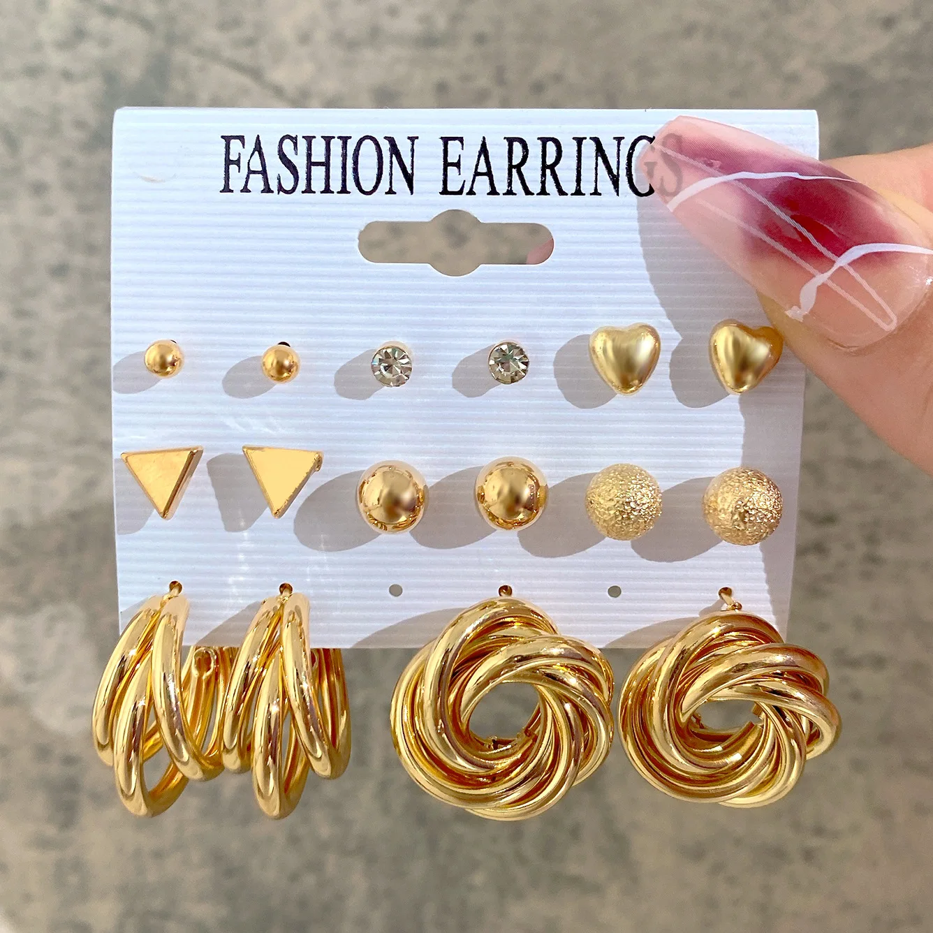 2023 Pearl Gold Color Creative Hoop Earrings Retro Booho Geometric Twist Earrings for Women Trendy Hepburn Style Jewerly Gifts