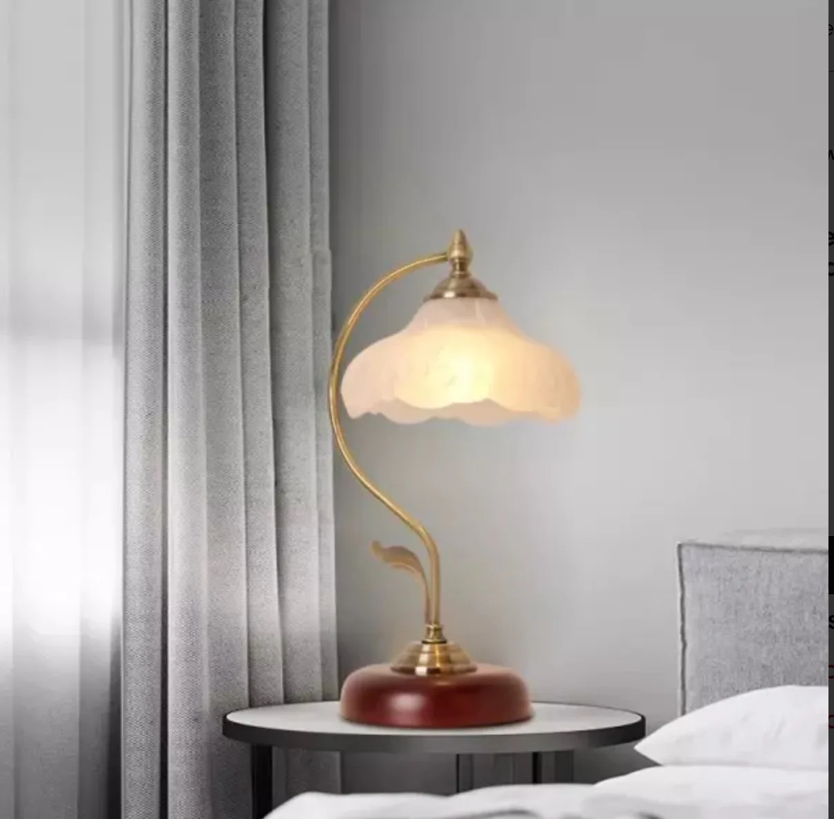 Nordic luxury bedside bedroom Desk lamp modern metal table for hotel home decor