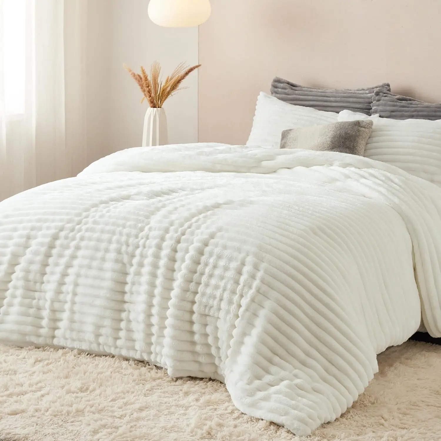 Bedsure Fluffy Comforter Set Queen - Super Soft Faux Fur Bed Set Cream White, Winter Warm Plush Fleece Bedding, 3 Pieces, 2