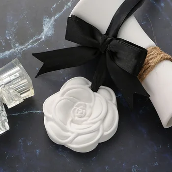 꽃 펜던트 실리콘 몰드 로즈 캔들 아로마 대두 왁스 석고 비누, 자동차 걸이식 선물, 베이킹 케이크 장식, 의류 향수 상품 이미지