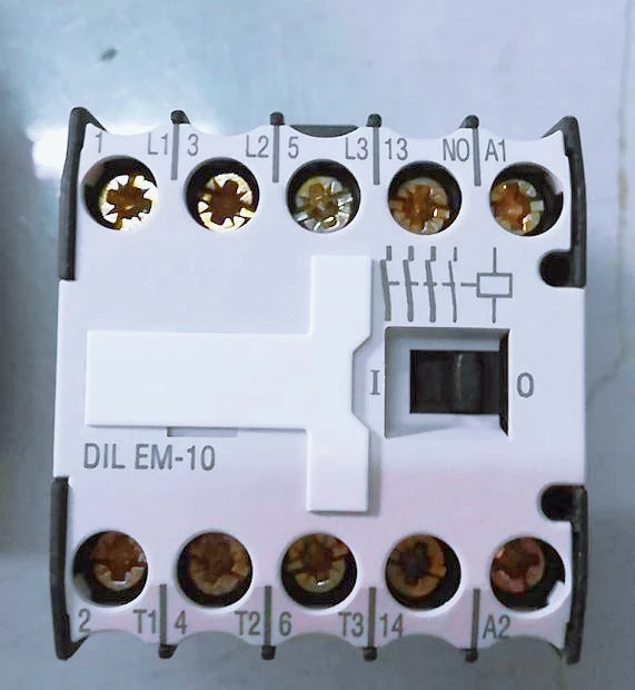 

Контактор DIL EM-10-G 24VDC DIL EM-10-G DILEM-10-G 24VDC