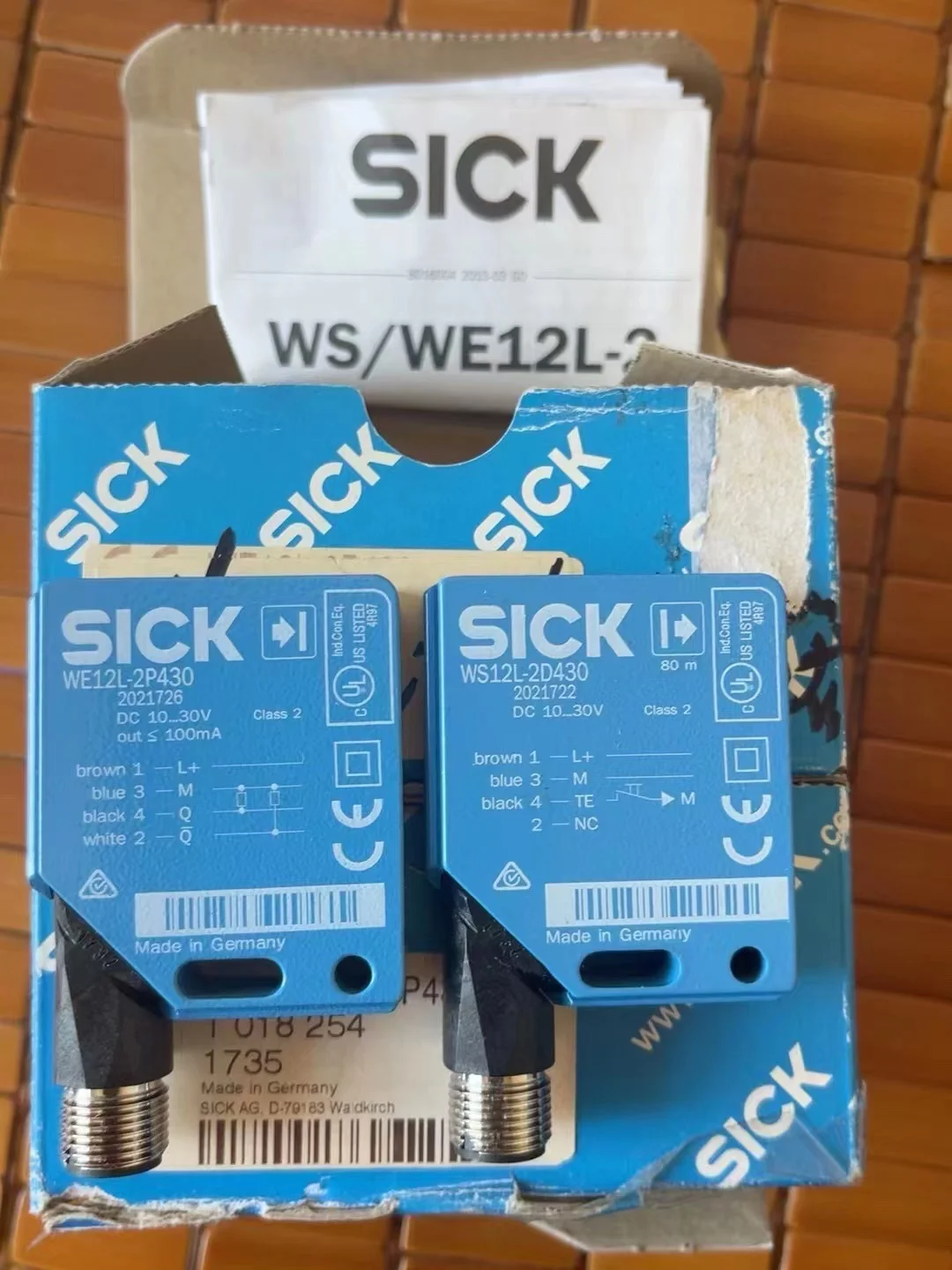 

SICK photoelectric switch WS12L-2D430