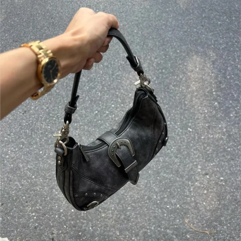 Retro Harajuku Rivet Handbag Women Hot Girl Leather Strap Large Capacity Shoulder Bag Ladies Y2k Aesthetic Commute Crossbody Bag