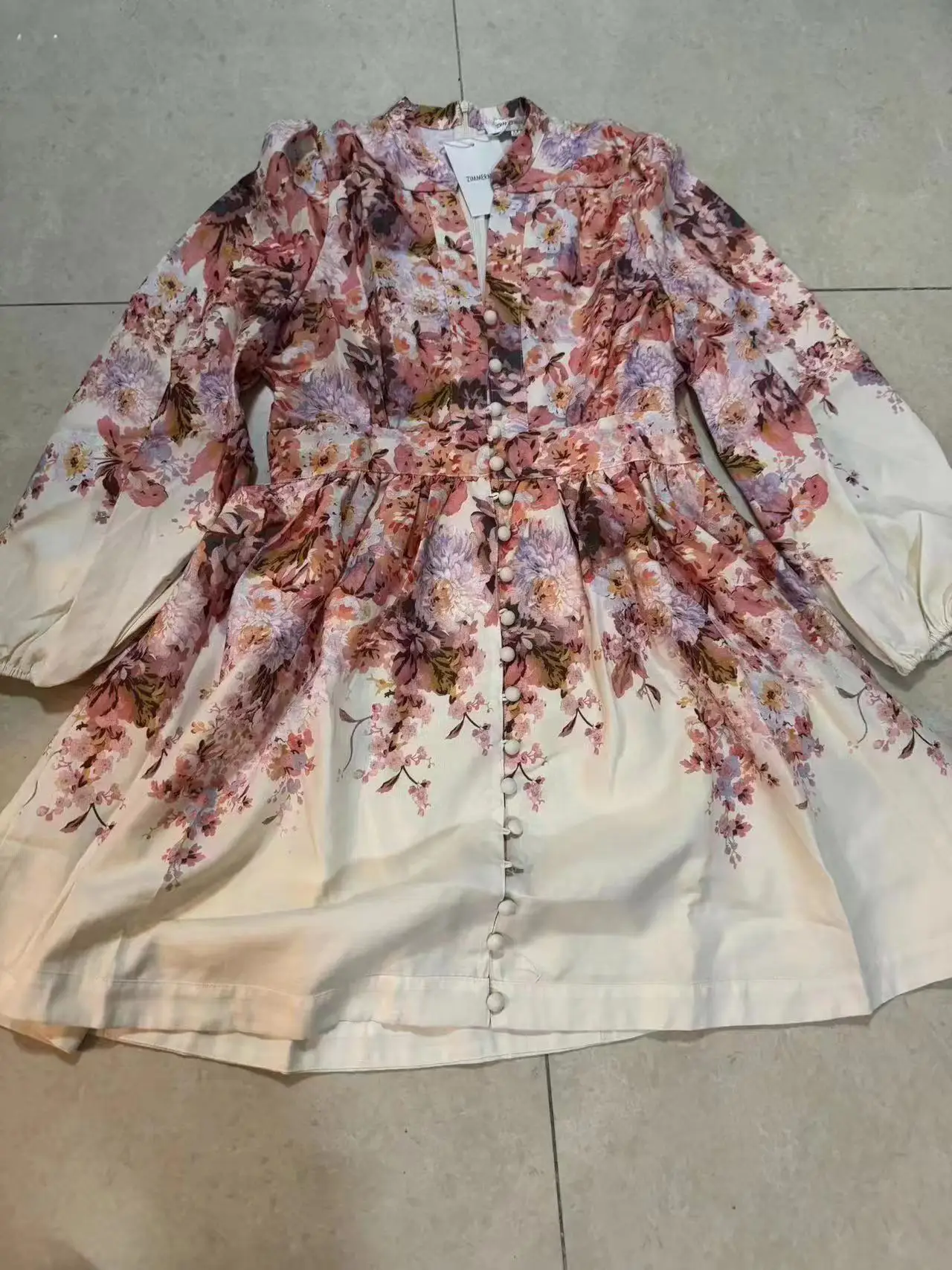 

20024 New Dress