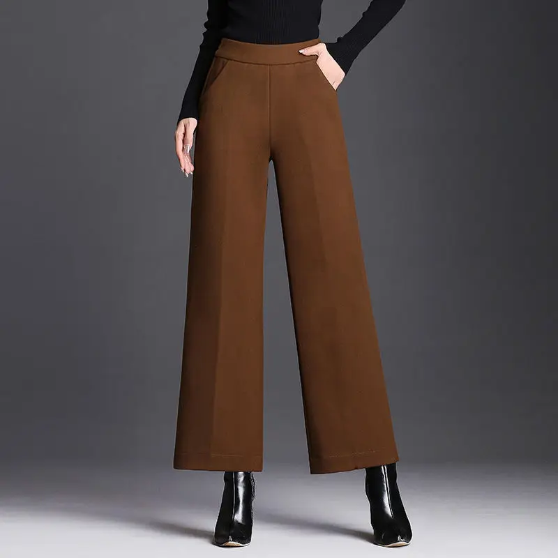 Рисунок 2 - Гигантские брюки с широкими ногами