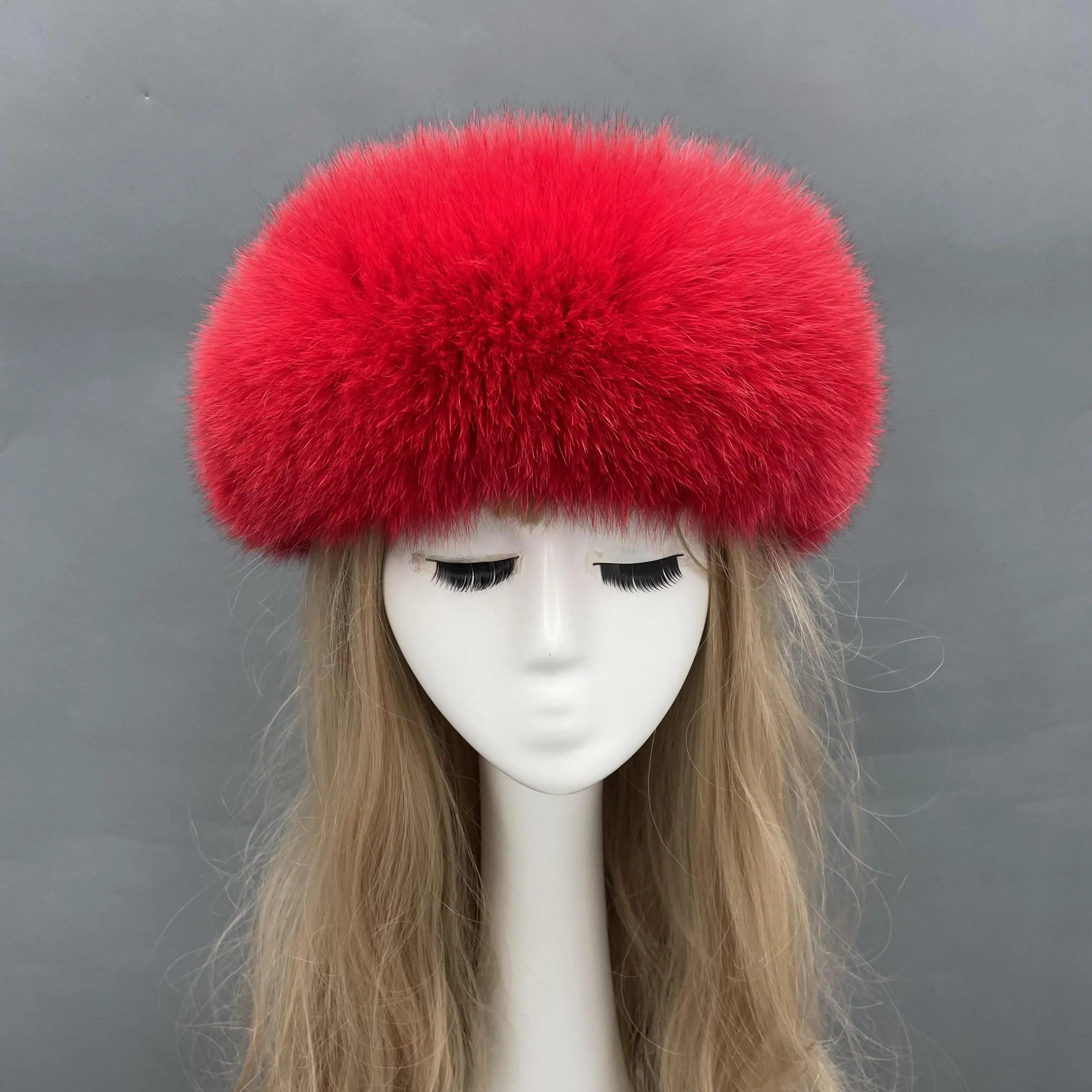 Рисунок 5 - MISSJANEFUR, сланцы из натурального Лисьего меха