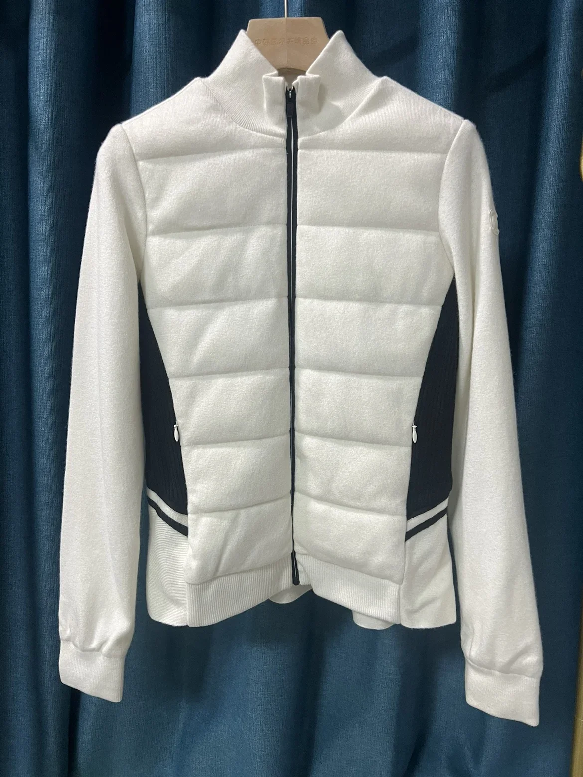 

Golf women's standing collar windproof knitted jacket with cotton clip, full of femininity