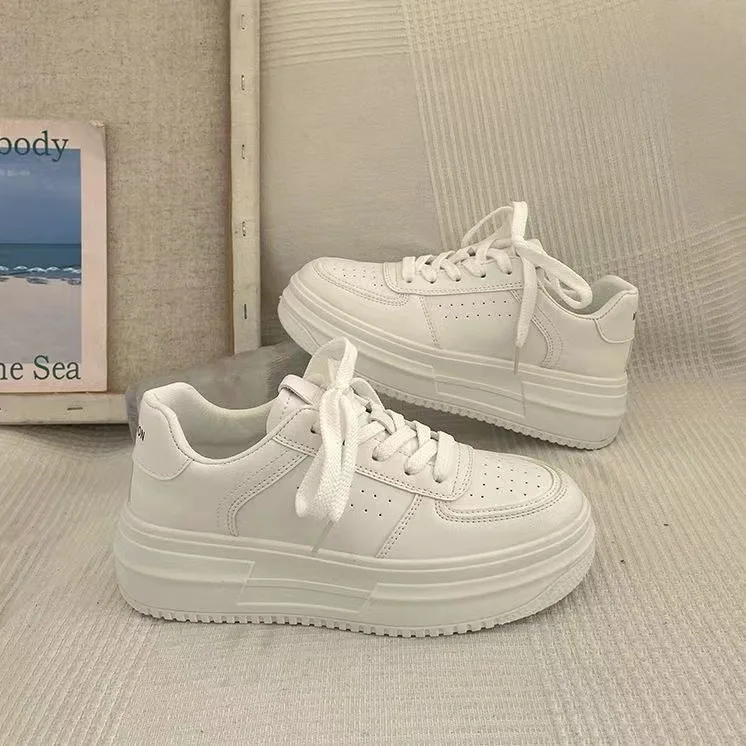 

Thick soled small white shoes new Korean version of women's board shoes students casual board shoes