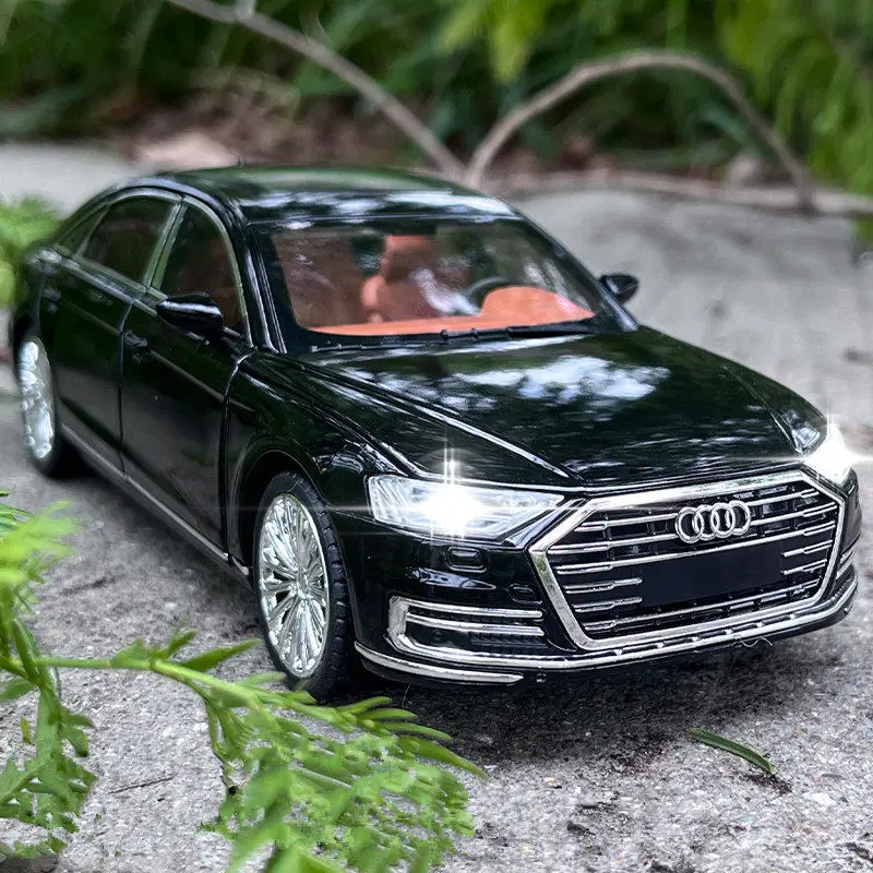 New 1:24 AUDI A8 Alloy Car Model Diecasts Metal Toy Luxy