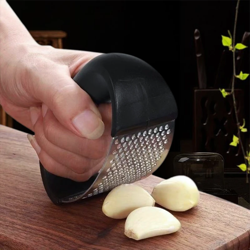 Garlic Press Black With Steel Edge Stainless Steel Pounding Garlic