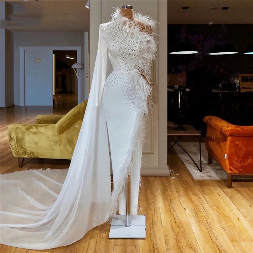 

Luxury White One Shoulder Dubai Evening Dress With Long Cape Beads Feather High Slit Sexy Special Occasion Dresses For Women