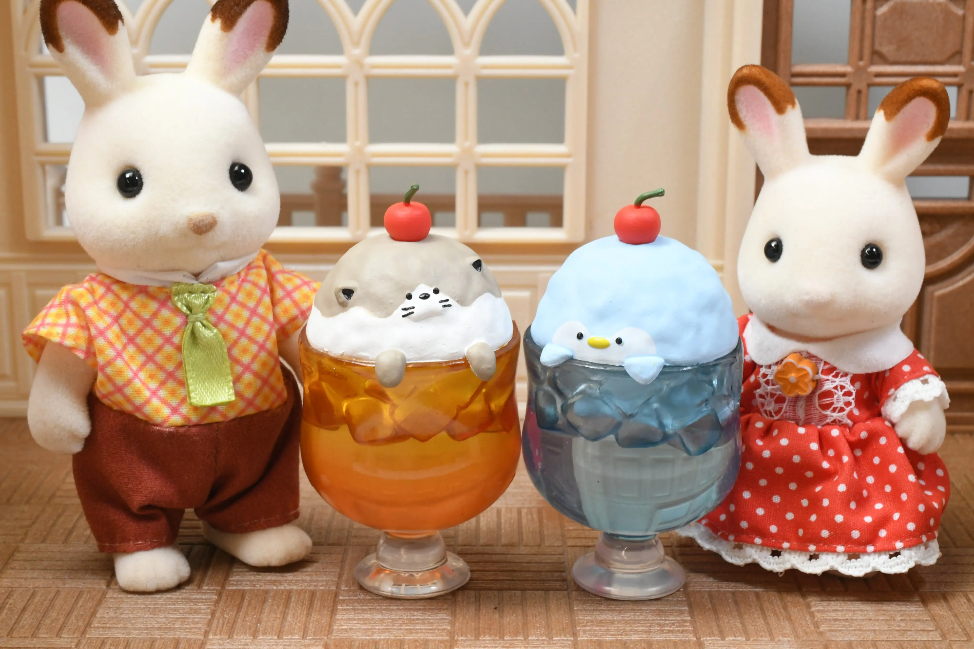 Qualia capsule toys Cream soda seal and friends mascot figure cute