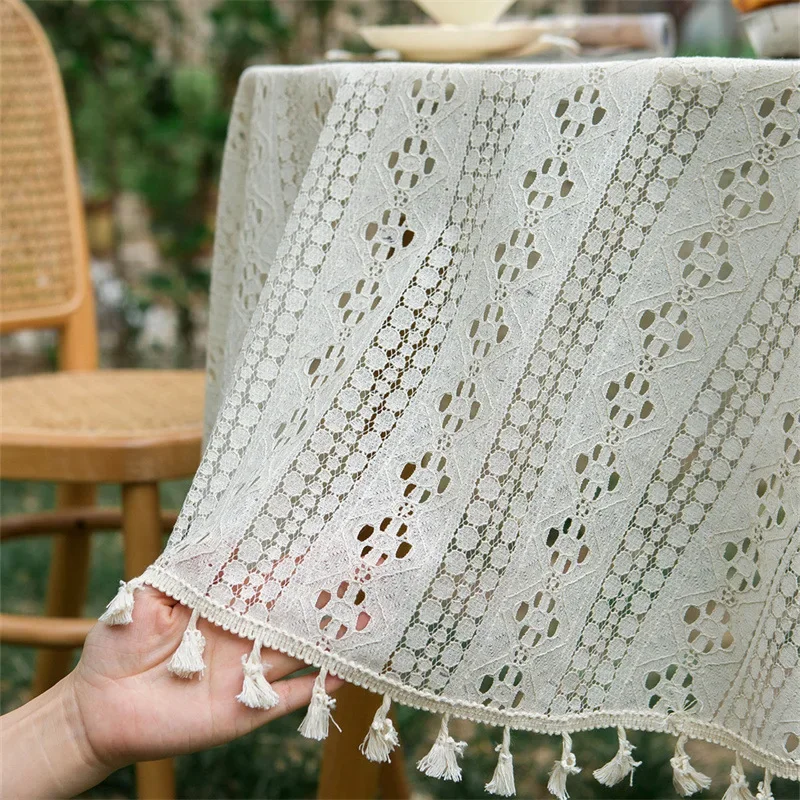 Round Polyester Cotton Tablecloth French Retro Tassel Table Cloth Hollow Crocheted Garden Flower Table Cover Home Decoration