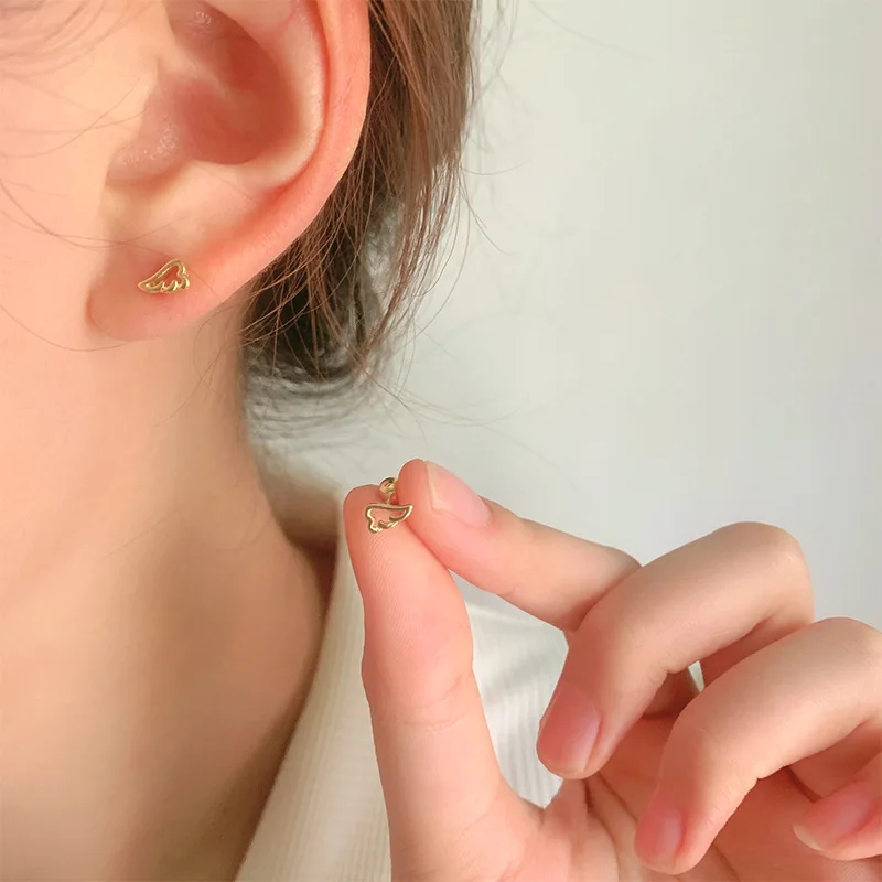 Fashion Wing Flower Heart Piercing Stud Earrings Simple Compact Cute Tragus Earings for Womens Minimalist Jewelry Accessories 2