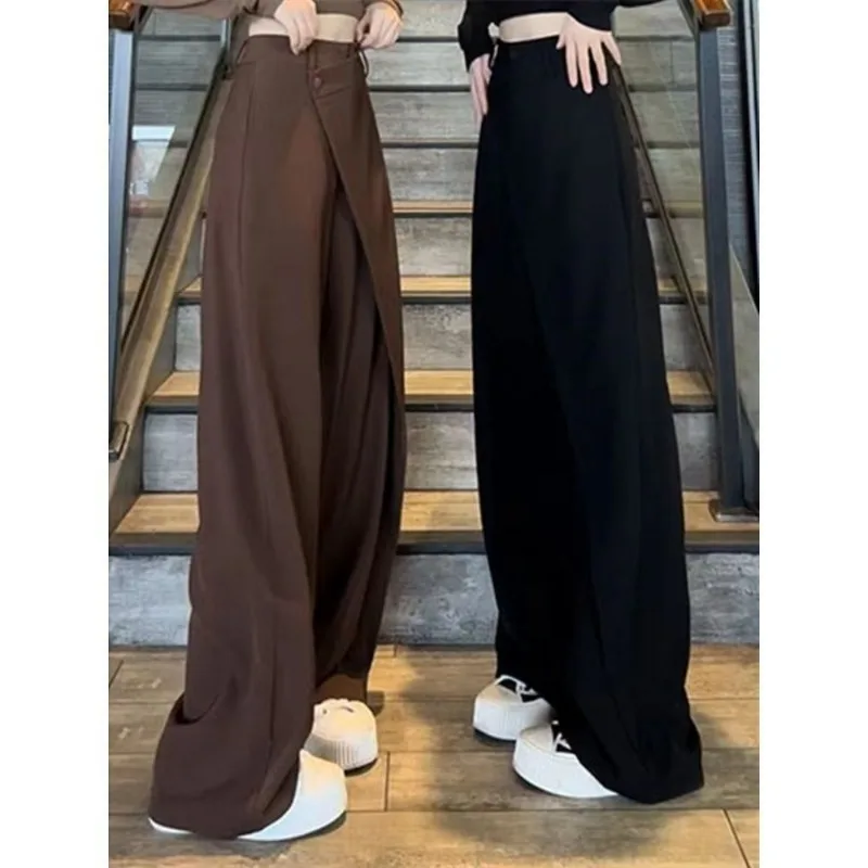 Рисунок 2 - Модные несимметричные комбинированные прямые брюки