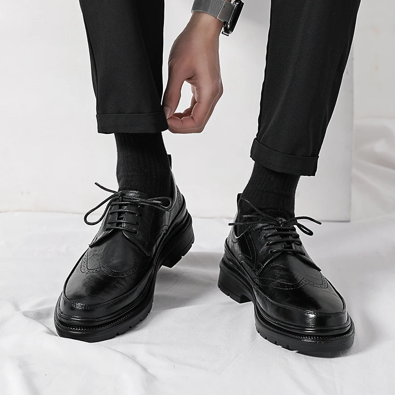 

Мужские классические туфли, черные однотонные туфли из натуральной кожи в британском стиле, повседневные деловые туфли для банкетов и церемоний, весна 2024