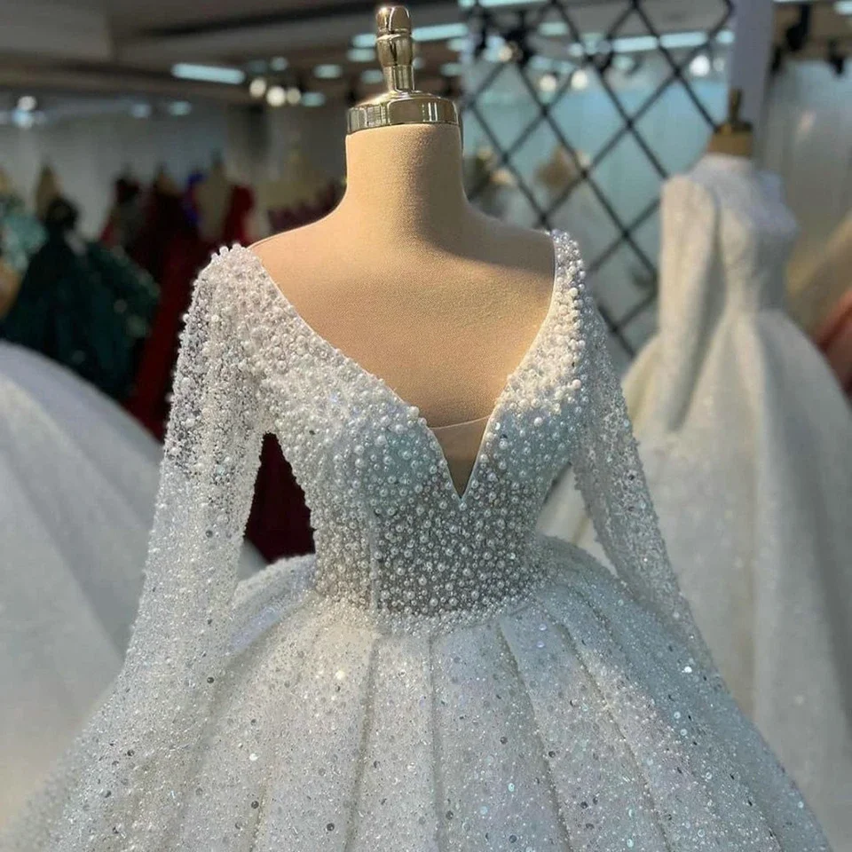 customized Luxury Ball Gown V-Neck Wedding Dresses Arabic Dubai Pearls Beaded Illusion Long Sleeves Bride Gowns Vestido De Noiva 3