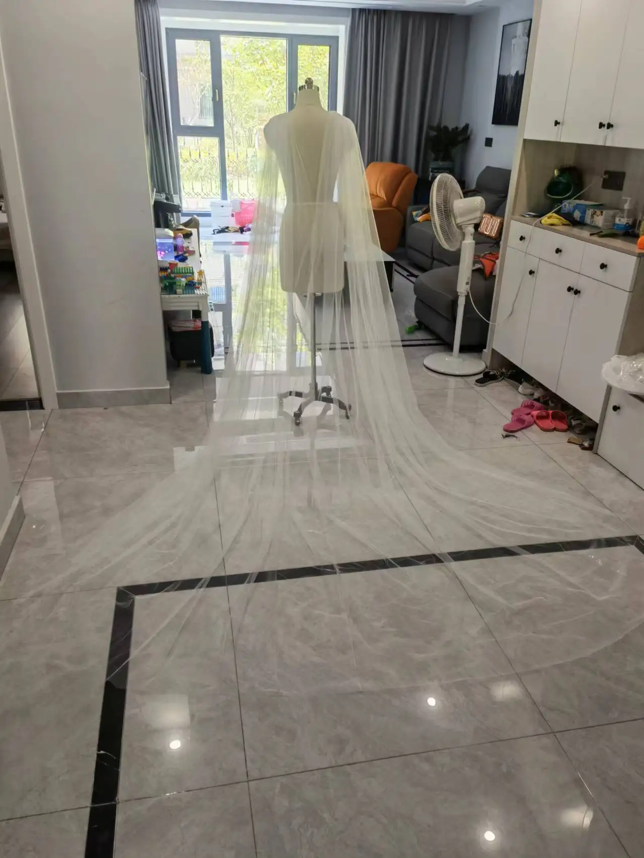 Wedding Veil Long Cloak Wedding Cape One Layer Cathedral Length Simple Elegant Shoulder Veil Bridal Veil Shawl 300cm White Ivory