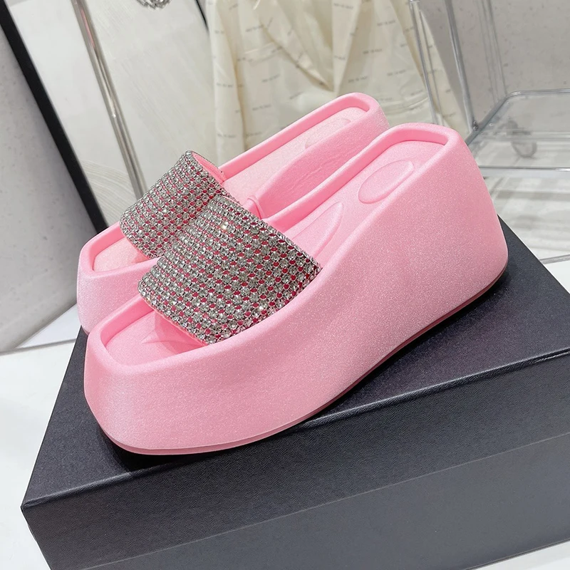 

Fashion New Female Slippers Summer Crystal Decor Upper Square Toe Platform Sandals Shiny Eye-Catching Non-slip Women Slippers