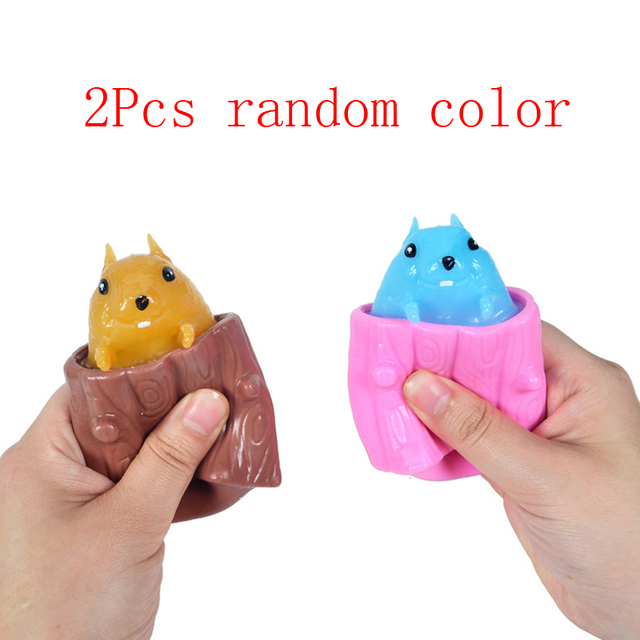 Squirrel Tree Stump Rubber Toy Cartoon Cute Color Pinch Play To Vent Relax Mood Boy And Girl Leisure And Entertainment XPY