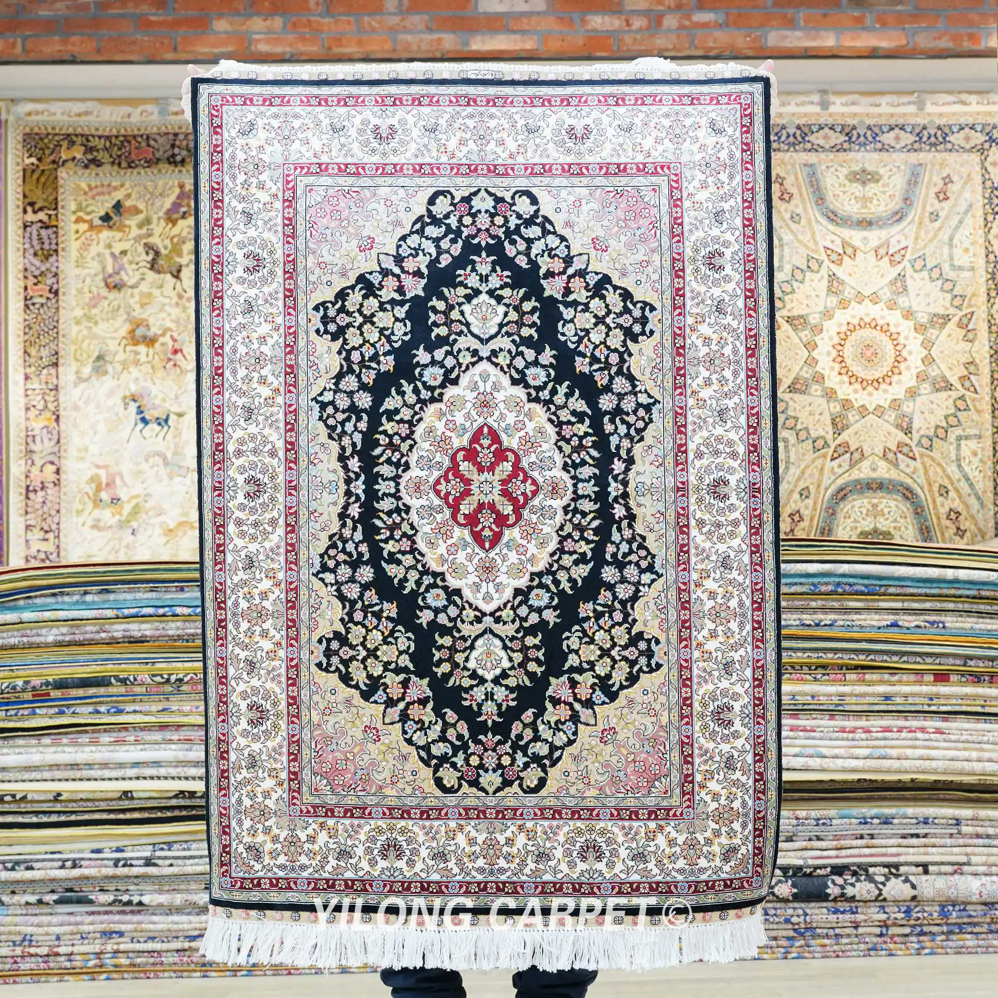 2.7 &x 4 &페르시아 카펫 블랙 유리한 절묘한 전통적인 수제 Tabriz 실크 양탄자 (YL0538A)