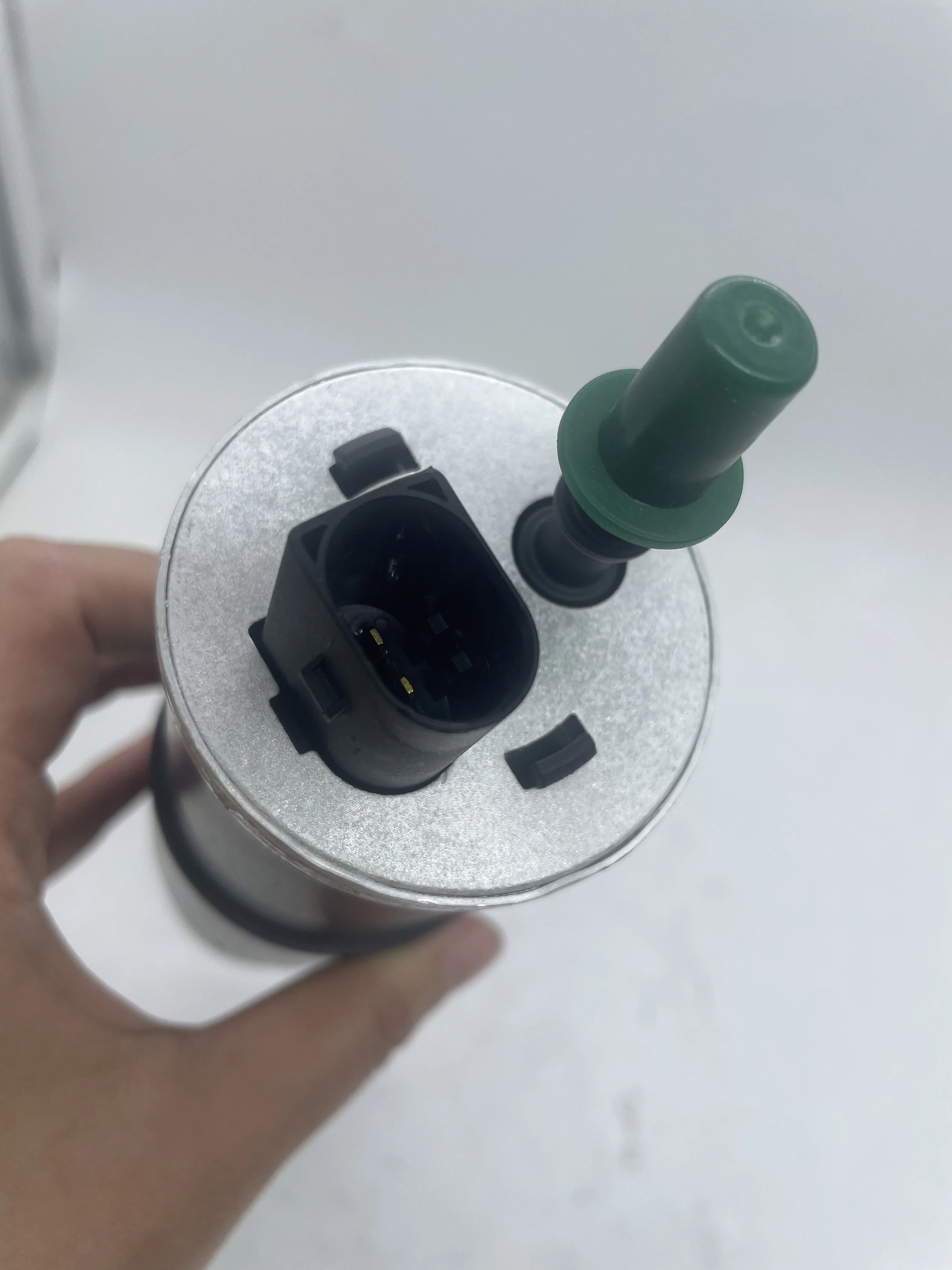Motorcycle Fuel Filter Fuel Filter 31669471 Fuel Filter Diesel Filter For Volvo S90 II V60 II XC60 V40 Hatchback V90 Estate XC90 SN70498 32312226