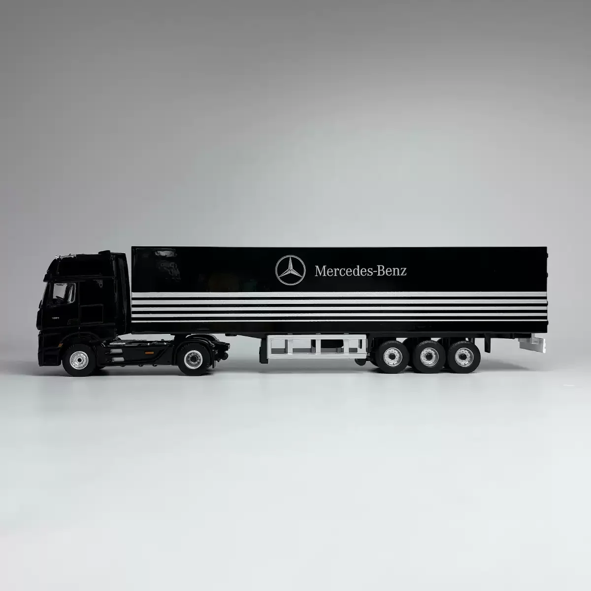 Diecast TimeMicro Perka TM 1:64 Scale Mercedes-Benz Actros Trailer