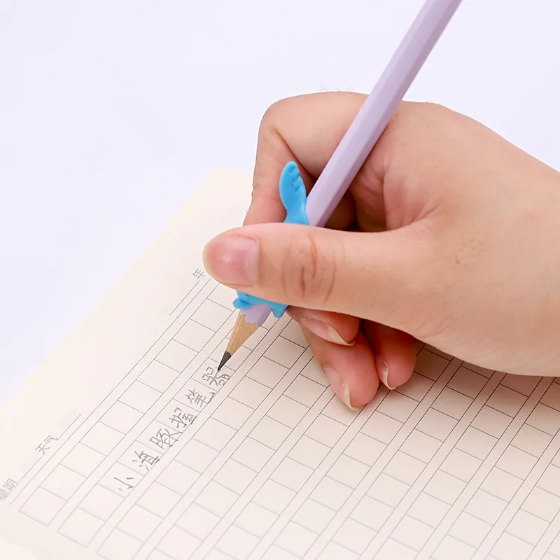 10 Pcs 2Pcs 어린이 펜 홀더 실리콘  학습 쓰기 도구 수정 장치 물고기 연필 파악 쓰기 보조 그립 편지지