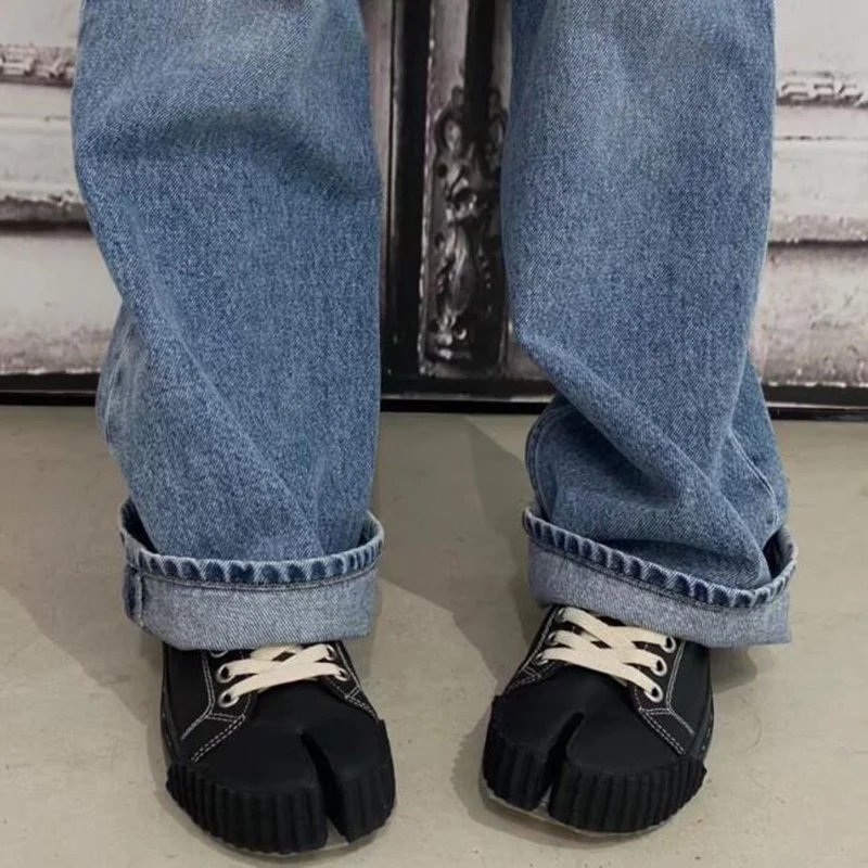 New Tabi Canvas Sneakers Women Split Toe Flats Women Shoes Low Top