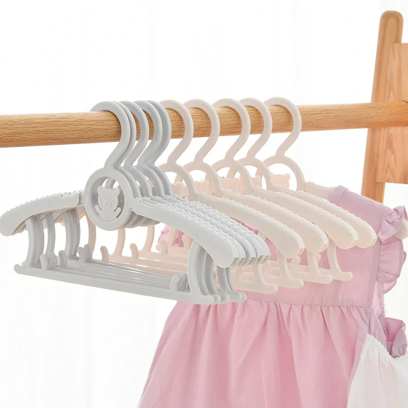 

5PCS Baby Clothes Hanger Flexible Racks Plastic Clothing Display Kids Hangers Unmarked Children Coats Hanger Organizer