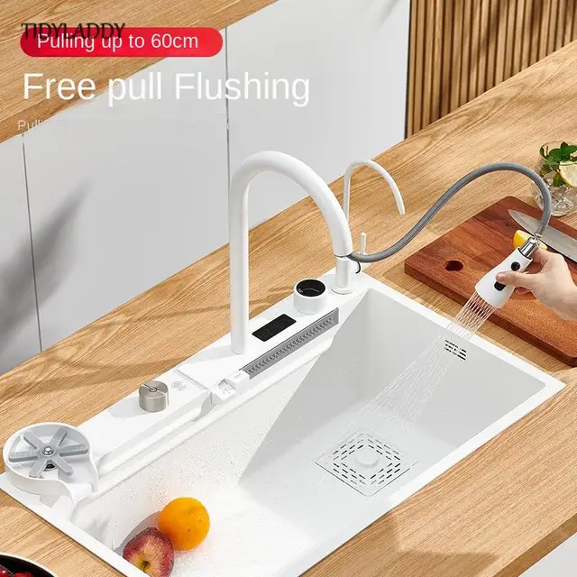 차세대 주방에 필수적인 세련되고 기능적인 흰색 스테인리스 스틸 폭포 수도꼭지