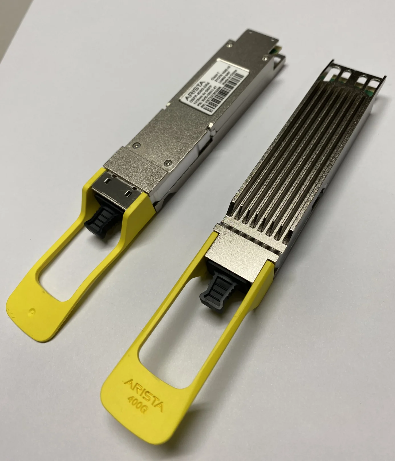 ARISTA DCS-7060DX4 QDD-400G-XDR4 400GBASE-DR4+ QSFP56DD 4x100G FR1 2km 8 core parallel SMF MPO-12 connector Optical Transceiver