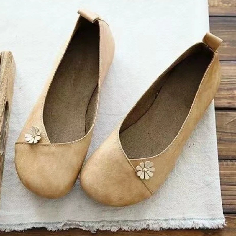 

Loafers Women Casual Shoes 2023 Spring New Light Soft Sole Women Single Shoes New Flats Office Work Slip on Ladies Walking Shoes