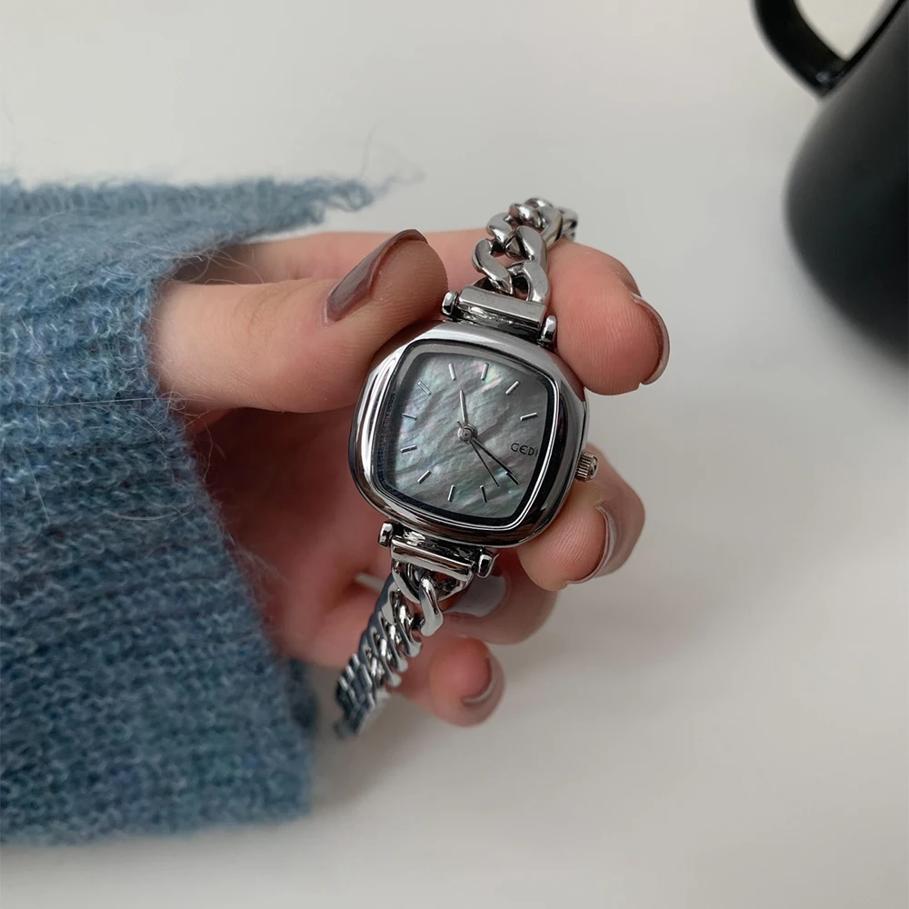 Fashion Temperament Minimalism  luxury Fritillaria quartz Watch For women's girl Student gift  Women's accessories