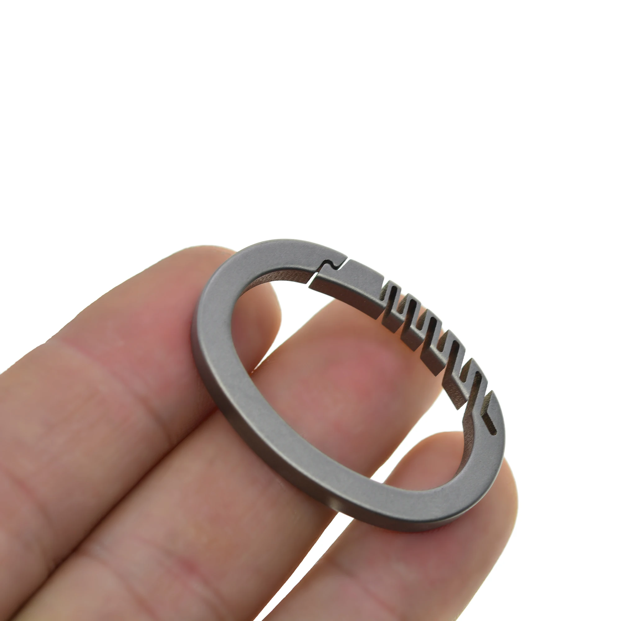 독특한 간단한 가벼운 무게 티타늄 타원형 스냅 스프링 셀프 잠금 Carabiner 열쇠 고리 걸쇠 열쇠 고리 FOB EDC 하우스 온난화 선물