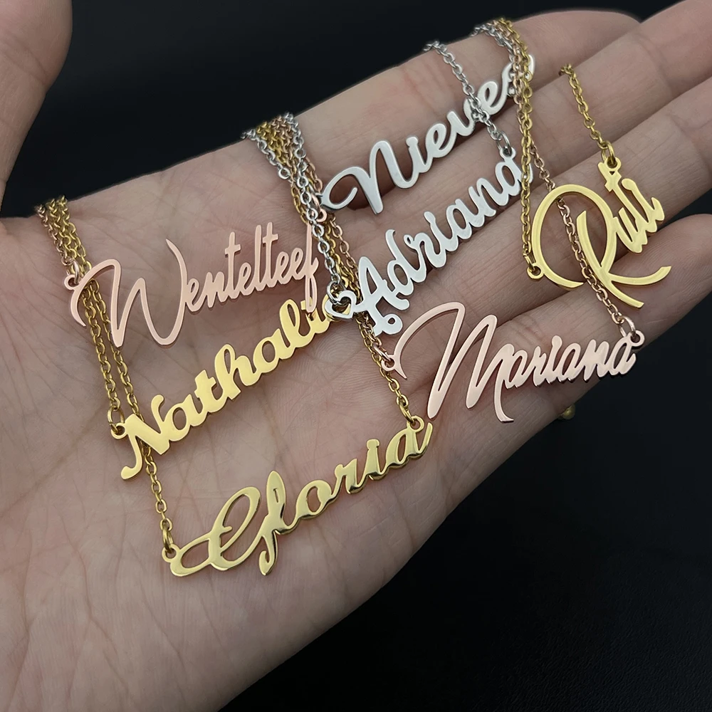Customized Name Personalized Jewelry Women\'s Necklace Gifts to Friends, Mothers, and Lovers 2024
