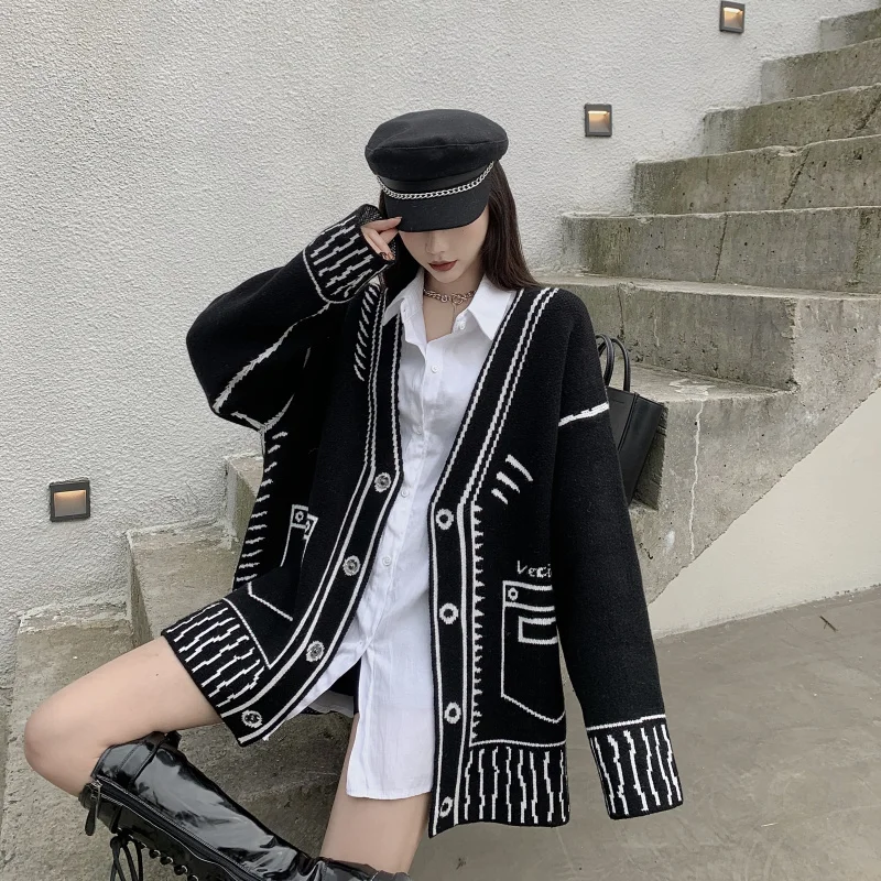 Retro Loose Graffiti Cardigan Knitted Jacket Long V Neck Autumn Winter Knitted Sweaters Tops Solid Casual Pull White Black Coats 4
