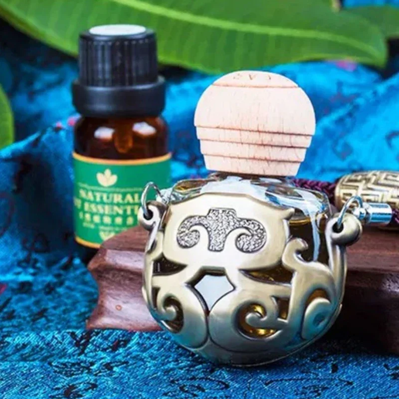 

Car Mounted Perfume Pendant High Quality Car Fragrance Accessories Gulong Perfume Pendant Long Lasting Fragrance Fresh Air