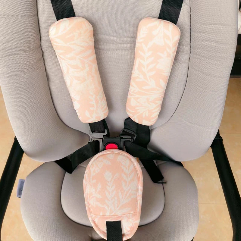 Description Picture 3 of item3PCS car seat with shoulder pad set, baby carriage accessories, suitable for all car seats, baby carriage soft seat belt cove