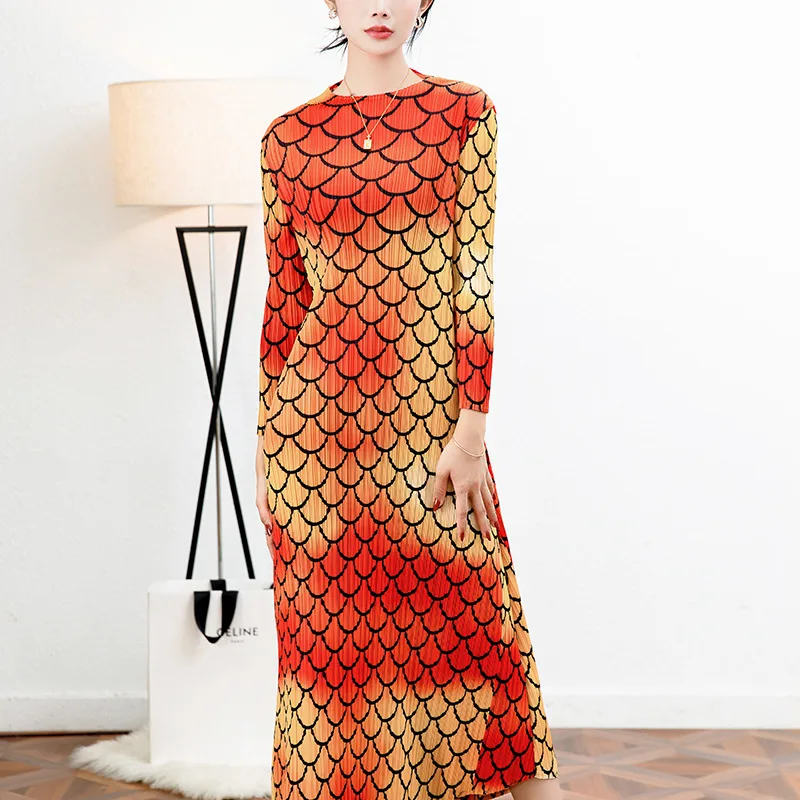 Vintage Abaya Fish Scale Print Stretched Slim Long Dress For Women Stylish Long Sleeve Gradient Pleated Dress Female Workwear