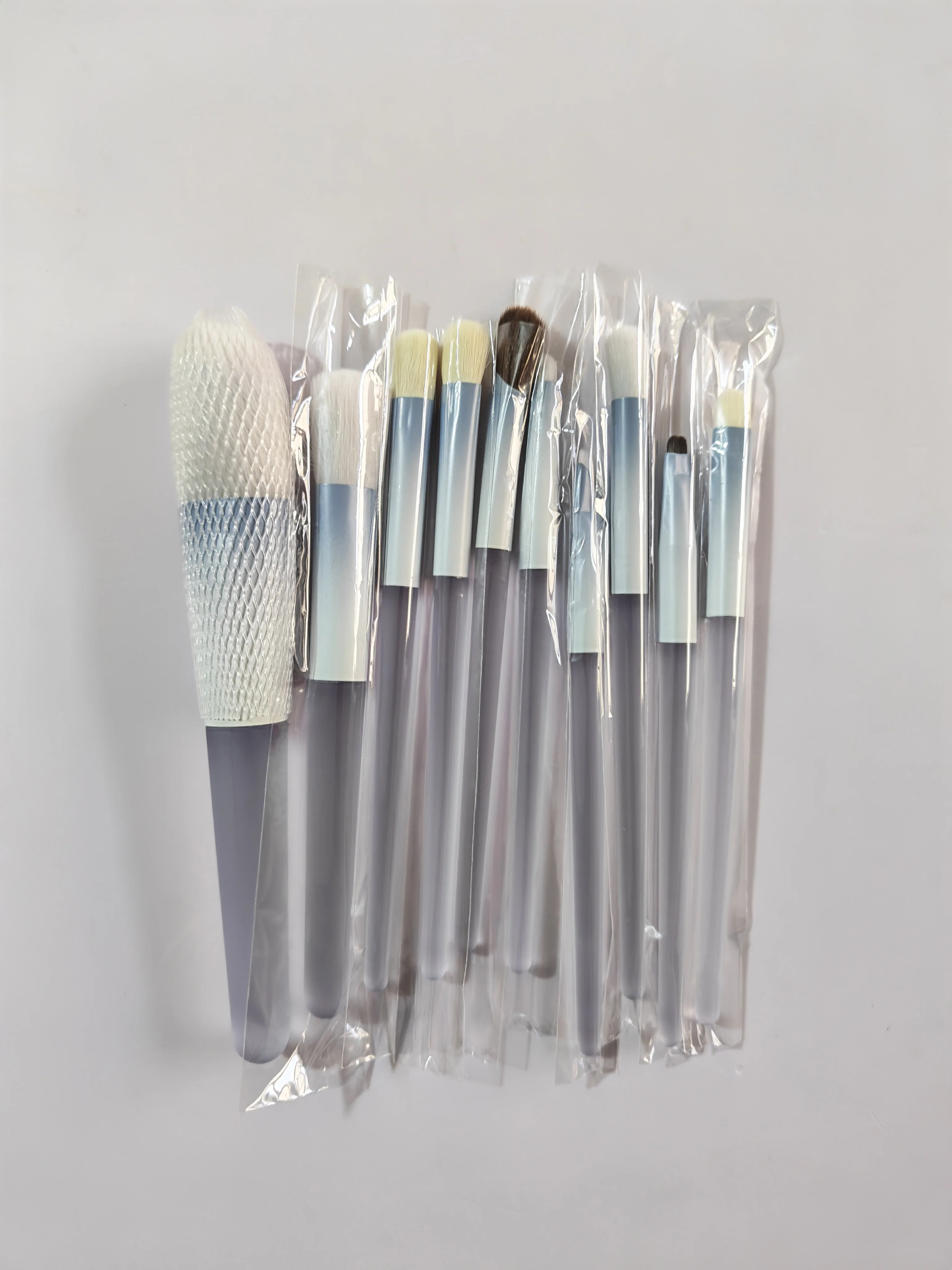 Premium 10-Piece Makeup Brush Set with Soft, Skin-Friendly Fibers