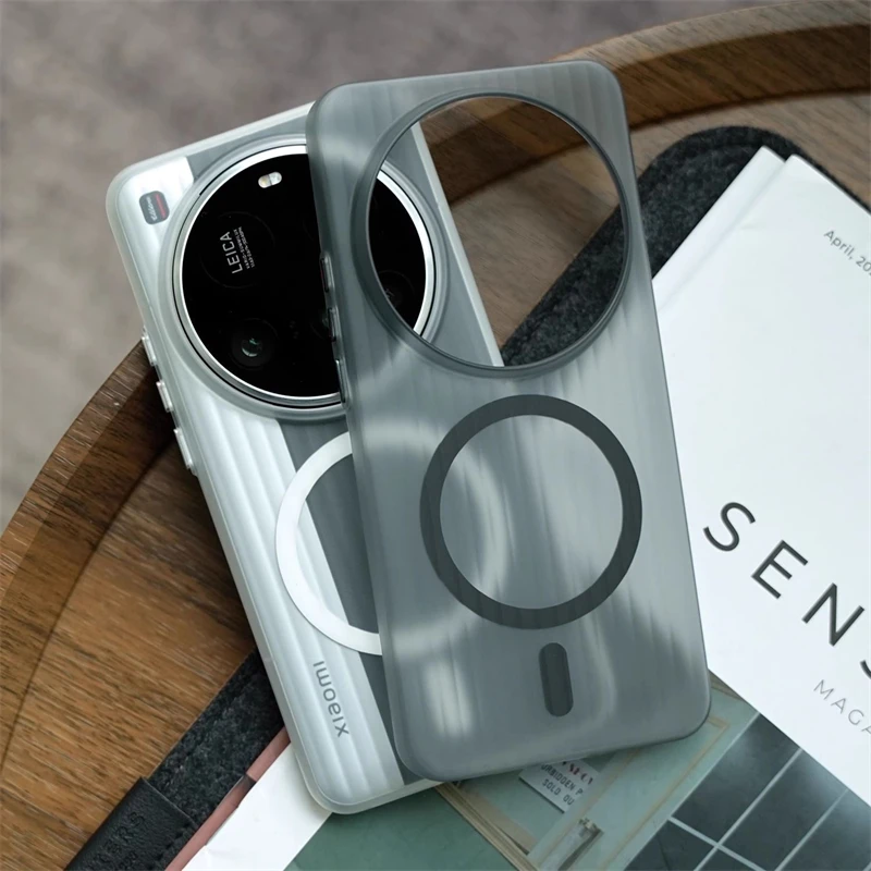 Case For Xiaomi 15 Ultra Case MagSafe Magnetic Matte Clear Luggage Stripe Back Cover For Mi 15 Ultra 5G Lightweight Hard Shell 2