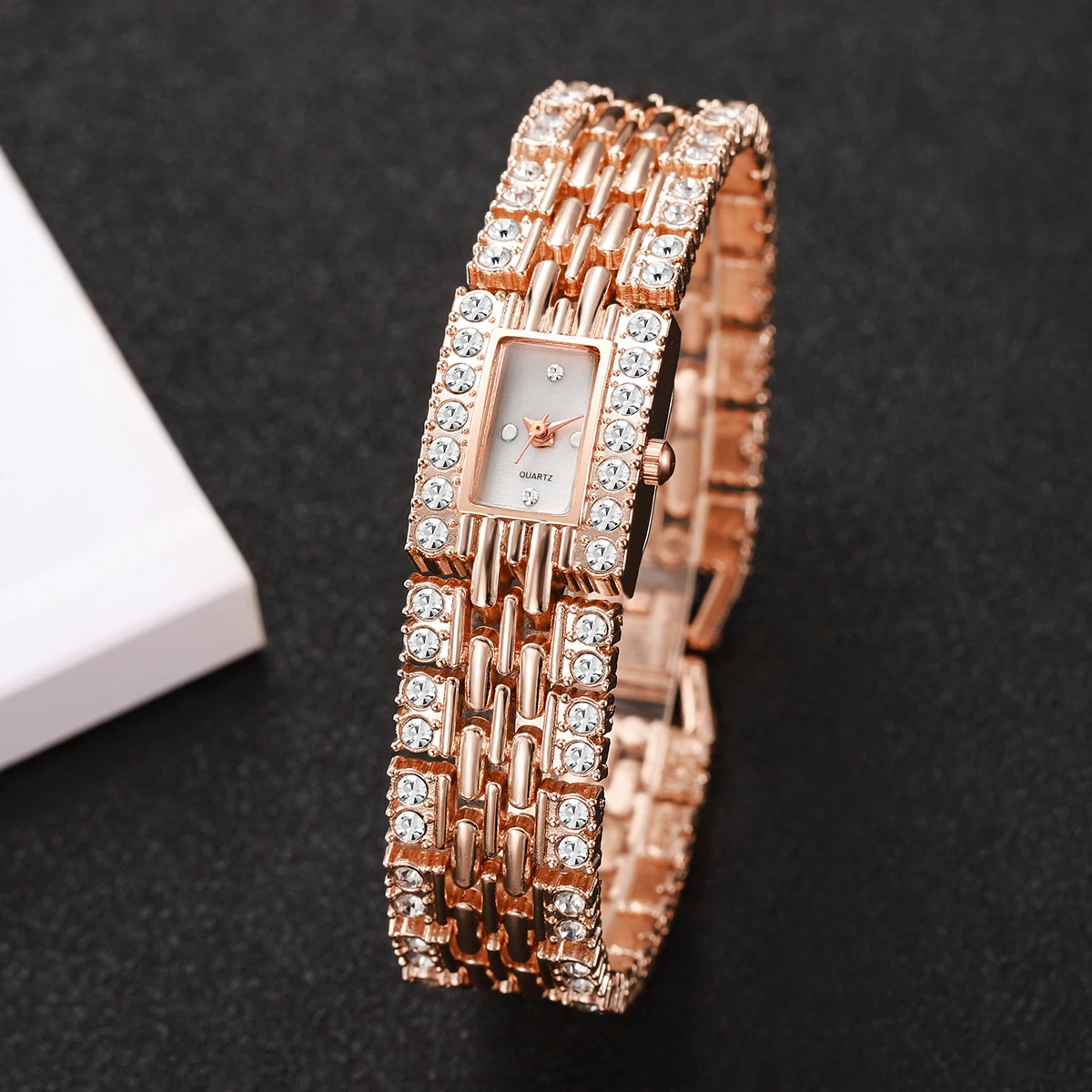 Women's  Luxury Dazzling Quartz Watch Casual Business Style Simple Dial Handwatch Gift Set (Box Not Included)