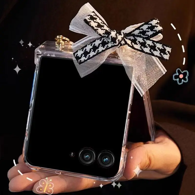 Luxurious Pearl Chain Phone Case - Elegant Protective Cover